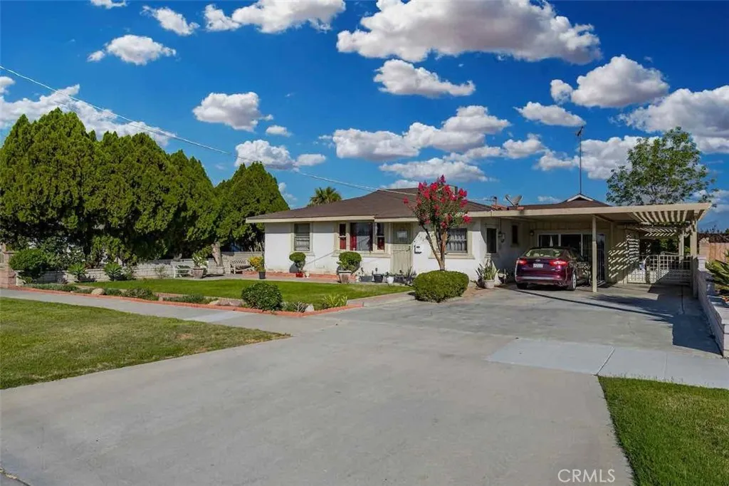 9279 Indiana Avenue, Riverside, California 92503 home-pic-48