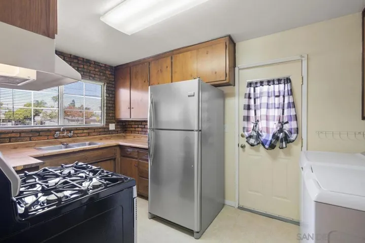 5127 Triana St, San Diego, California 92117