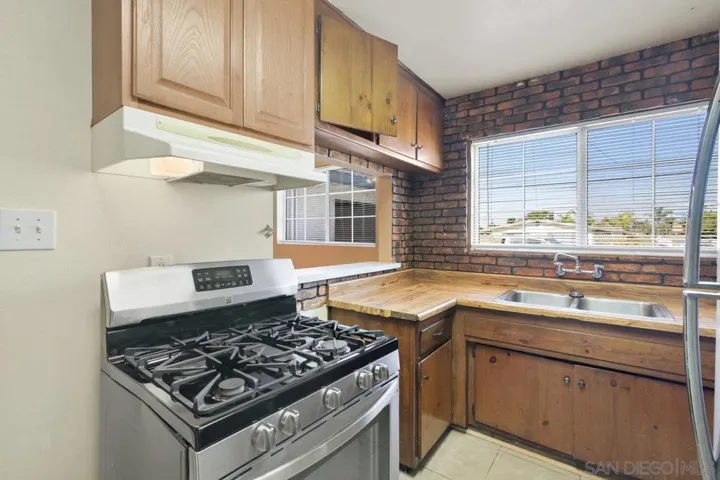 5127 Triana St, San Diego, California 92117