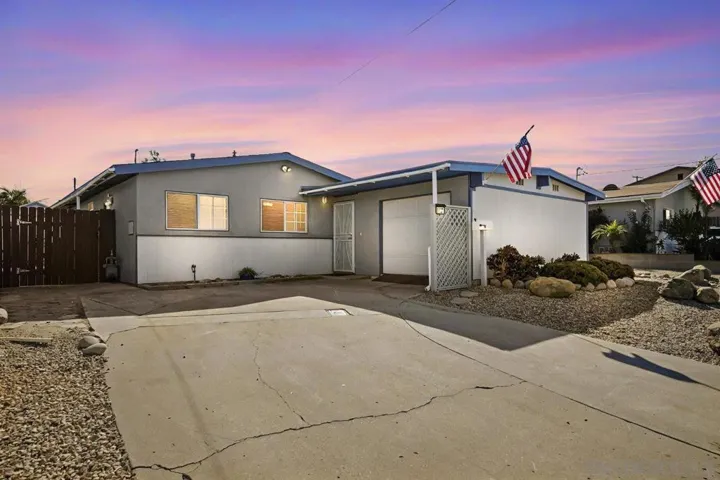 5127 Triana St, San Diego, California 92117
