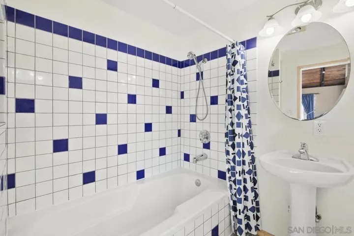 5127 Triana St, San Diego, California 92117