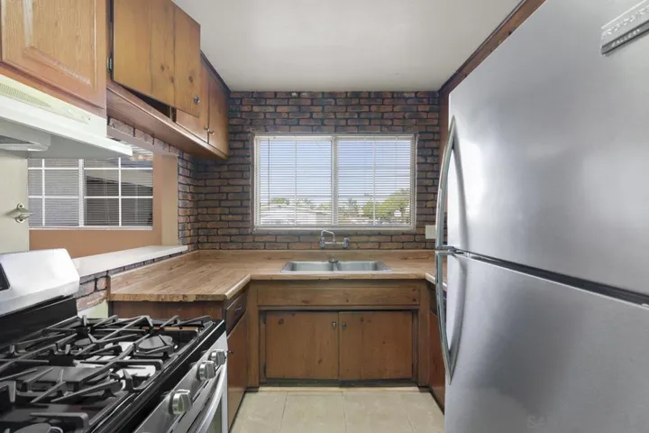 5127 Triana St, San Diego, California 92117