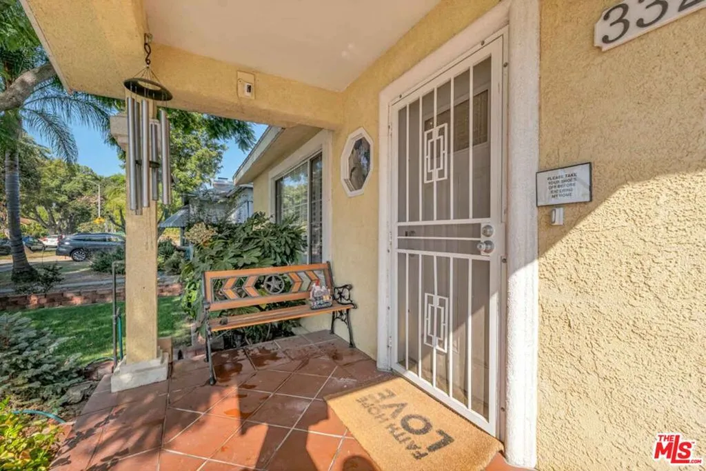 3323 Larga Avenue, Los Angeles, California 90039 home-pic-66