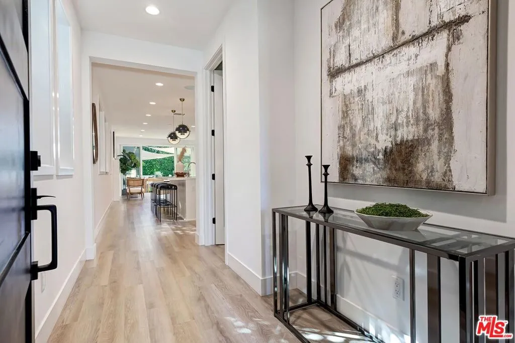 1467 Cardiff Avenue, Los Angeles, California 90035 home-pic-1