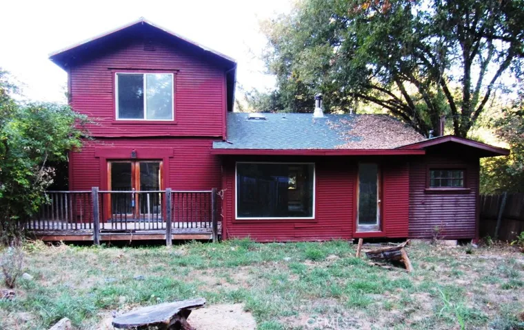 28351 N Highway 101, Willits, California 95490