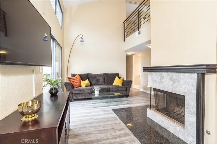 16857 San Fernando Mission Boulevard 55, Granada Hills, California 91344