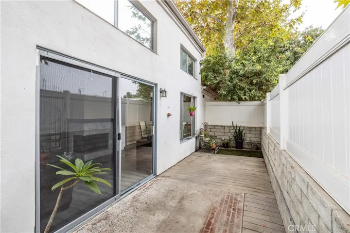 16857 San Fernando Mission Boulevard 55, Granada Hills, California 91344