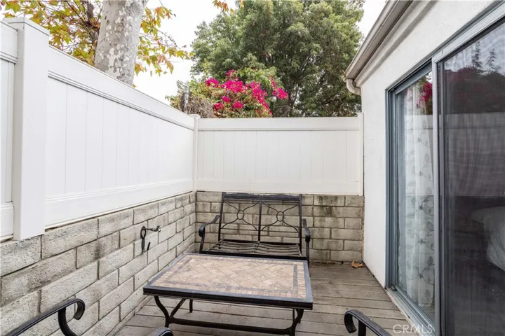 16857 San Fernando Mission Boulevard 55, Granada Hills, California 91344