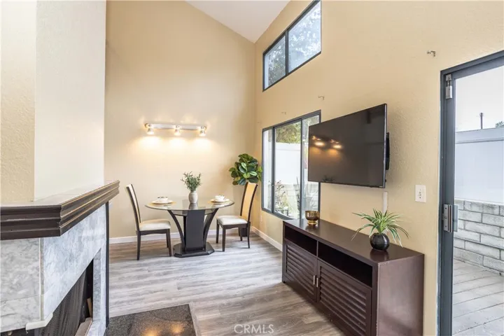 16857 San Fernando Mission Boulevard 55, Granada Hills, California 91344