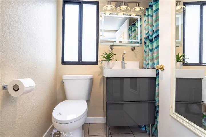 16857 San Fernando Mission Boulevard 55, Granada Hills, California 91344