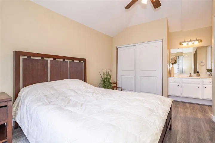 16857 San Fernando Mission Boulevard 55, Granada Hills, California 91344