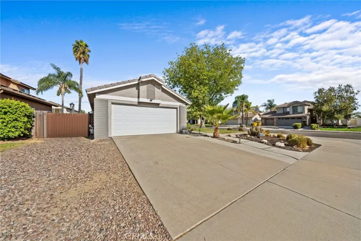 25552 Blackwood Road, Murrieta, California 92563