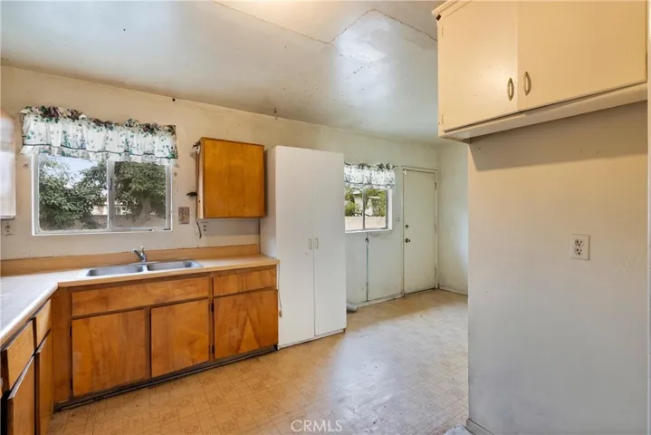 12532 Twinleaf Ln., Garden Grove, California 92840