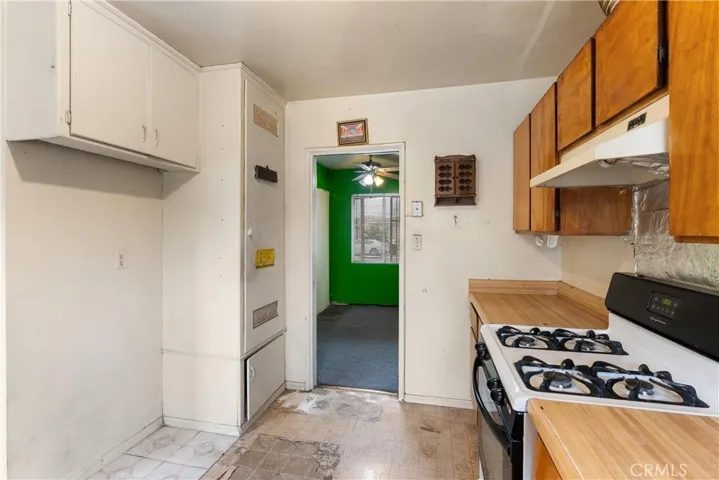 12532 Twinleaf Ln., Garden Grove, California 92840
