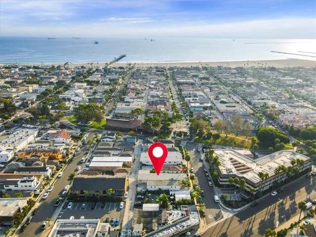320 7th Street, Seal Beach, California 90740