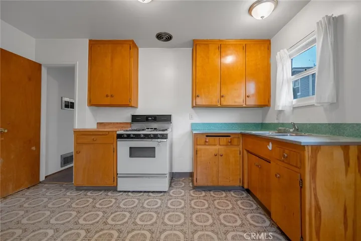4921 Shaw Lane, Yorba Linda, California 92886