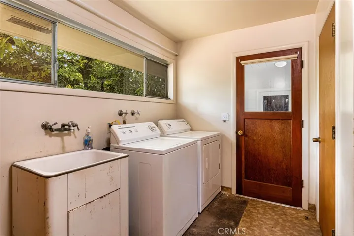 502 Venezia Way, Cloverdale, California 95425