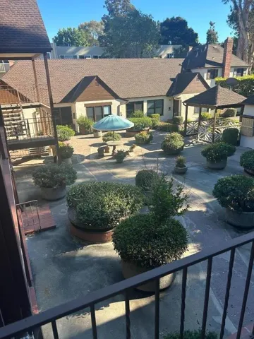 1110 El Camino Real 5, Burlingame, California 94010