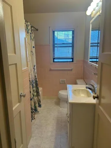 1110 El Camino Real 5, Burlingame, California 94010
