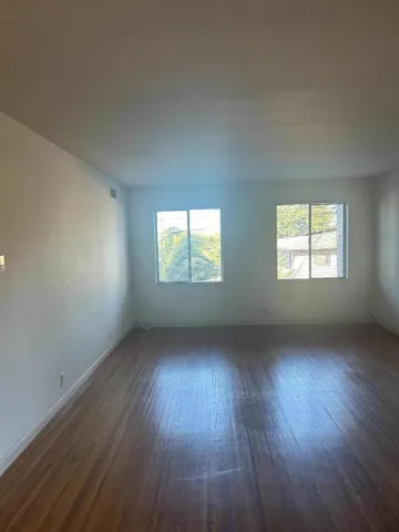 1110 El Camino Real 5, Burlingame, California 94010