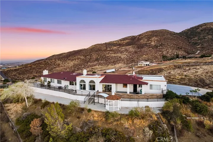 645 Lakeview Drive, Palmdale, California 93551