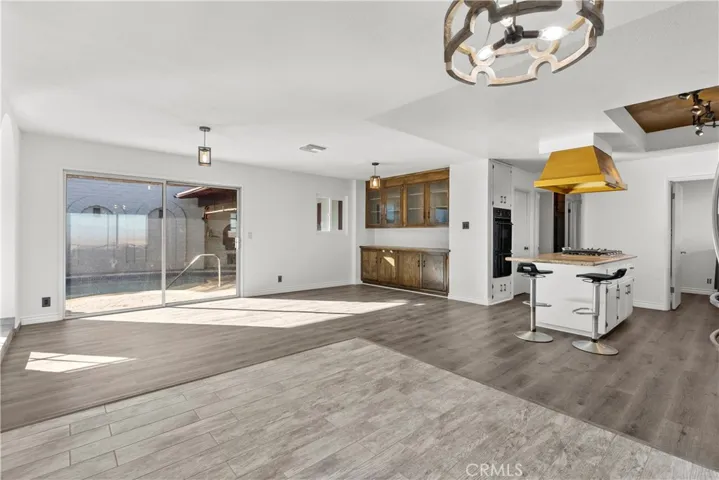 645 Lakeview Drive, Palmdale, California 93551