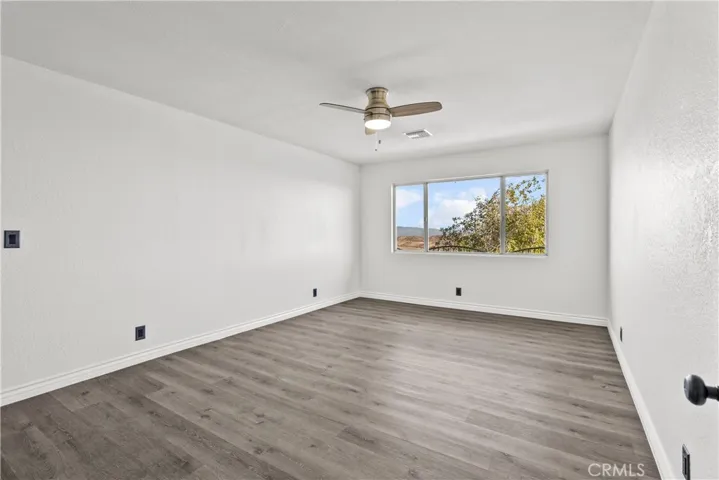 645 Lakeview Drive, Palmdale, California 93551