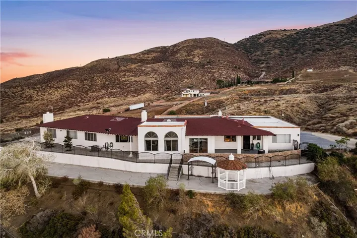 645 Lakeview Drive, Palmdale, California 93551