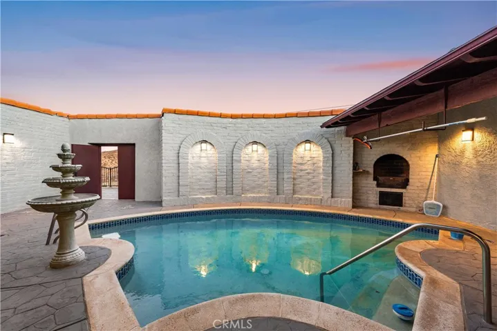 645 Lakeview Drive, Palmdale, California 93551