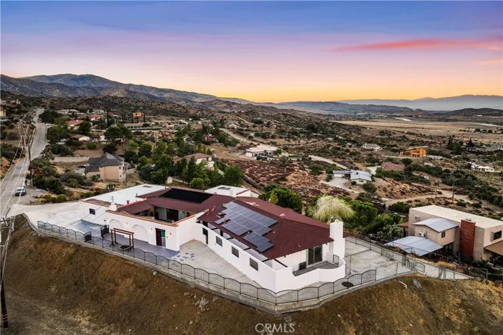645 Lakeview Drive, Palmdale, California 93551