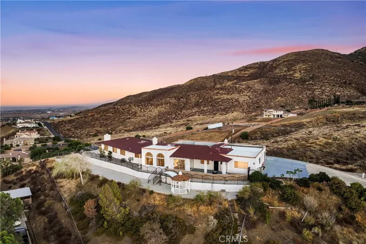 645 Lakeview Drive, Palmdale, California 93551