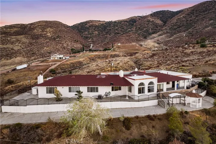 645 Lakeview Drive, Palmdale, California 93551