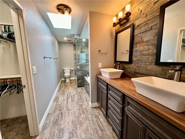 11575 Stuveling Street, Oak Hills, California 92344