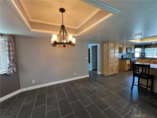 11575 Stuveling Street, Oak Hills, California 92344