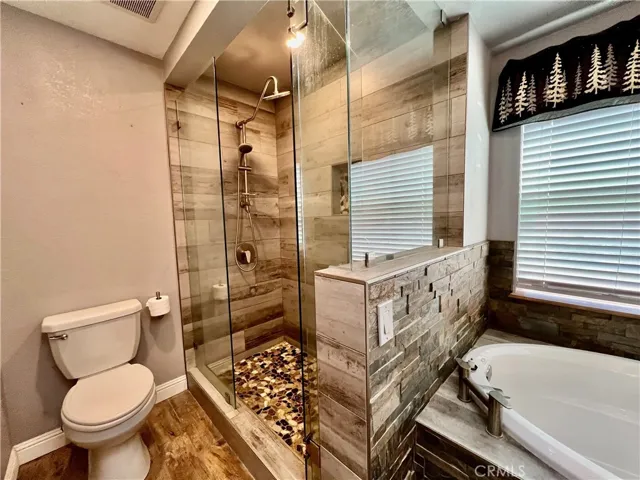11575 Stuveling Street, Oak Hills, California 92344