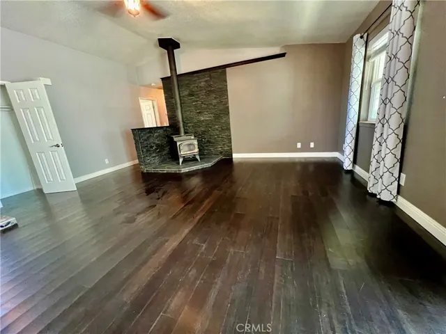 11575 Stuveling Street, Oak Hills, California 92344