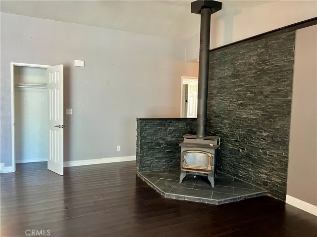 11575 Stuveling Street, Oak Hills, California 92344