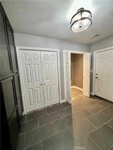 11575 Stuveling Street, Oak Hills, California 92344
