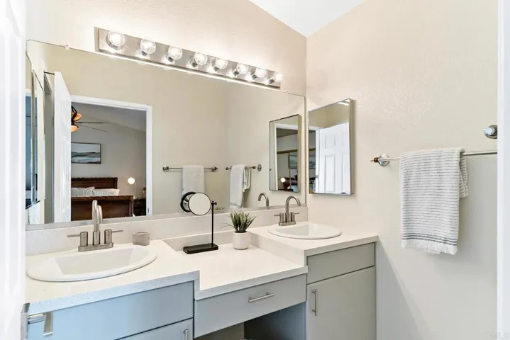 32525 Racquet Club Way, Lake Elsinore, California 92530