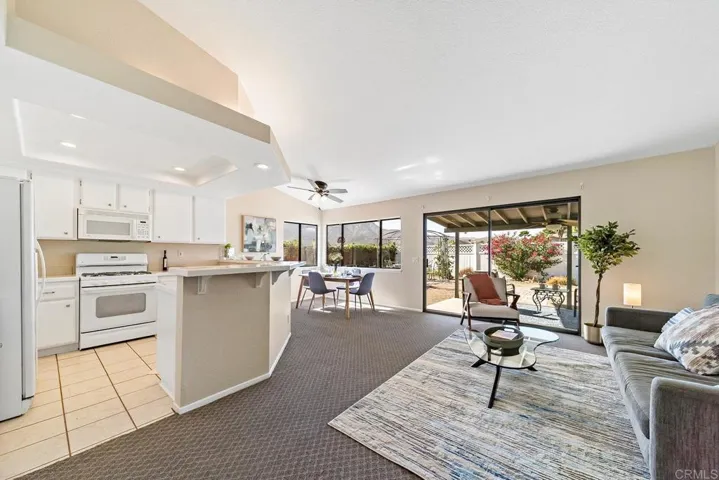 32525 Racquet Club Way, Lake Elsinore, California 92530