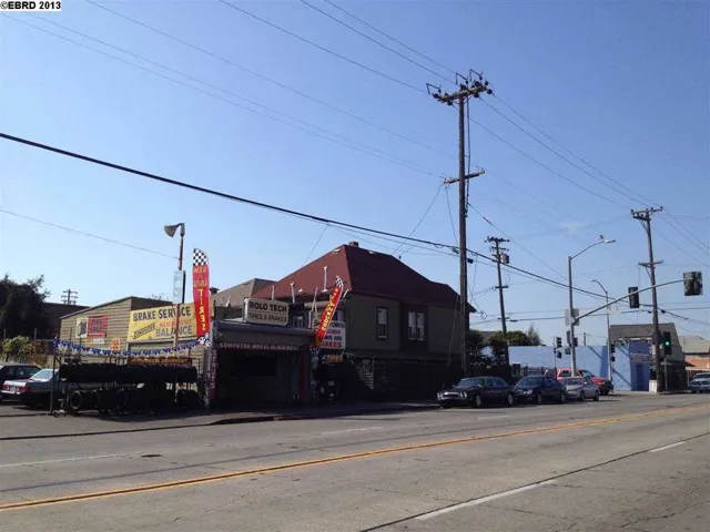 3711 San Leandro St, Oakland, California 94601-4024