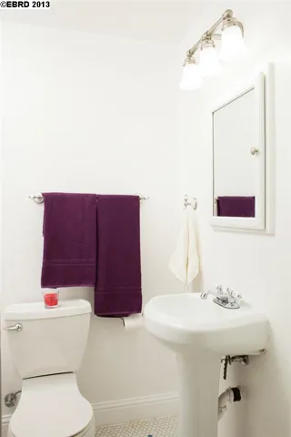 1929 26th Ave, Oakland, California 94601-1764