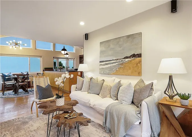 29840 Knoll View Drive, Rancho Palos Verdes, California 90275