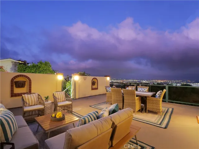 29840 Knoll View Drive, Rancho Palos Verdes, California 90275