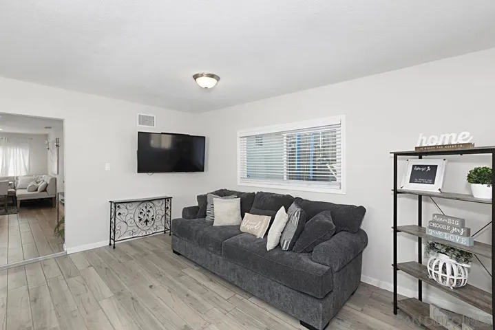 1675 Tarleton St, Spring Valley, California 91977