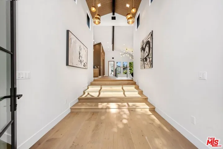 4426 Saint Clair Avenue, Studio City, California 91604
