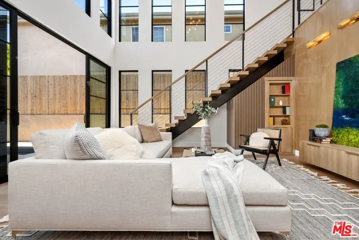 4426 Saint Clair Avenue, Studio City, California 91604