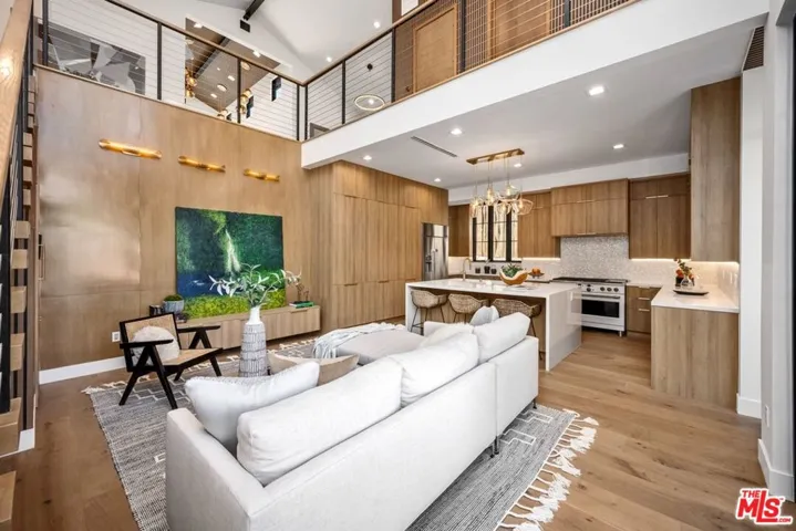 4426 Saint Clair Avenue, Studio City, California 91604