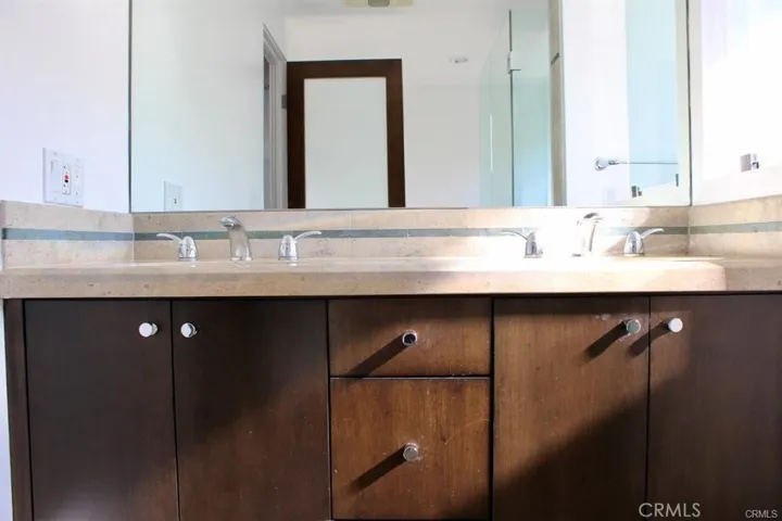 510 Ardmore Avenue, Hermosa Beach, California 90254