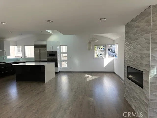 510 Ardmore Avenue, Hermosa Beach, California 90254